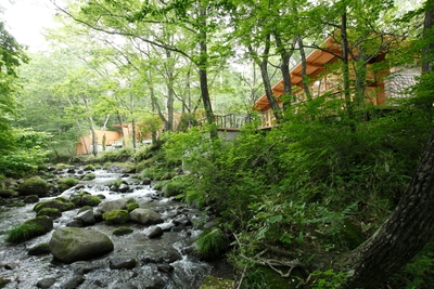 蔵王山国定公園内13万㎡の森に佇む温泉リゾート