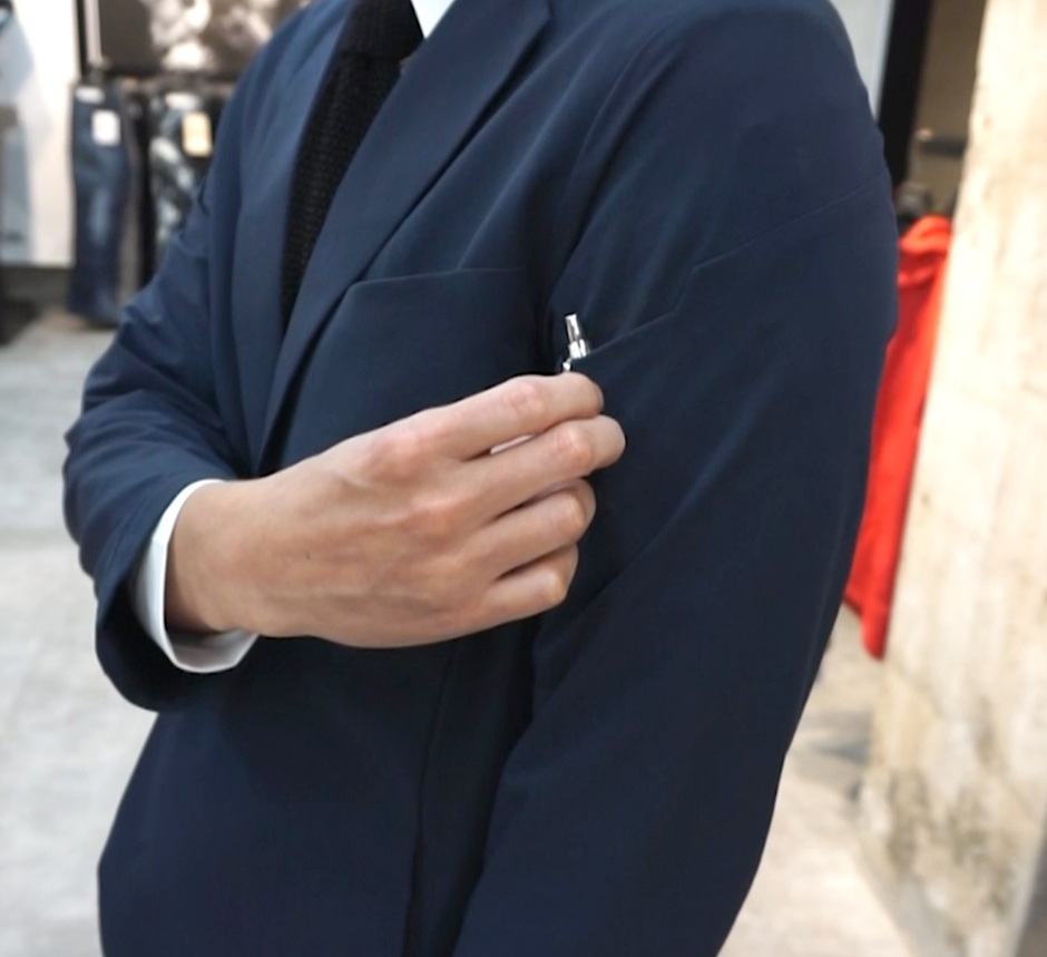 左袖ペンポケット