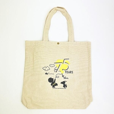 スヌーピー75thデザインのトートバッグ