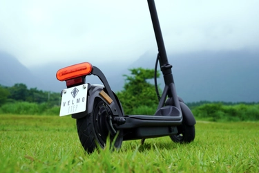 新法令対応の2way仕様・電動キックボードが登場！ 「VELMO STEP」の予約販売を7月28日より開始