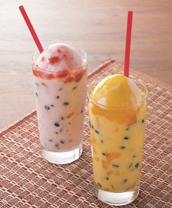 ブラックタピオカのとろ~り苺/ブラックタピオカの濃厚マンゴードリンク