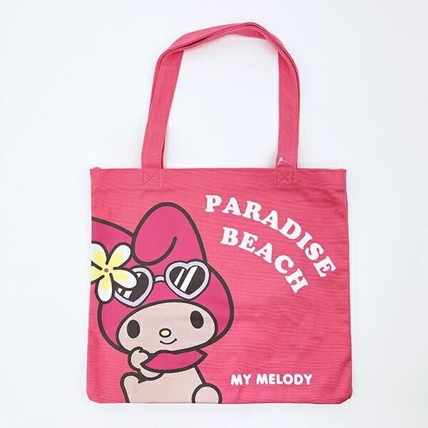 日焼け姿のマイメロディのバッグ
