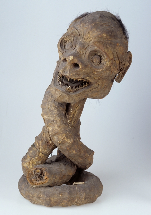 【5】ろくろ首のミイラ