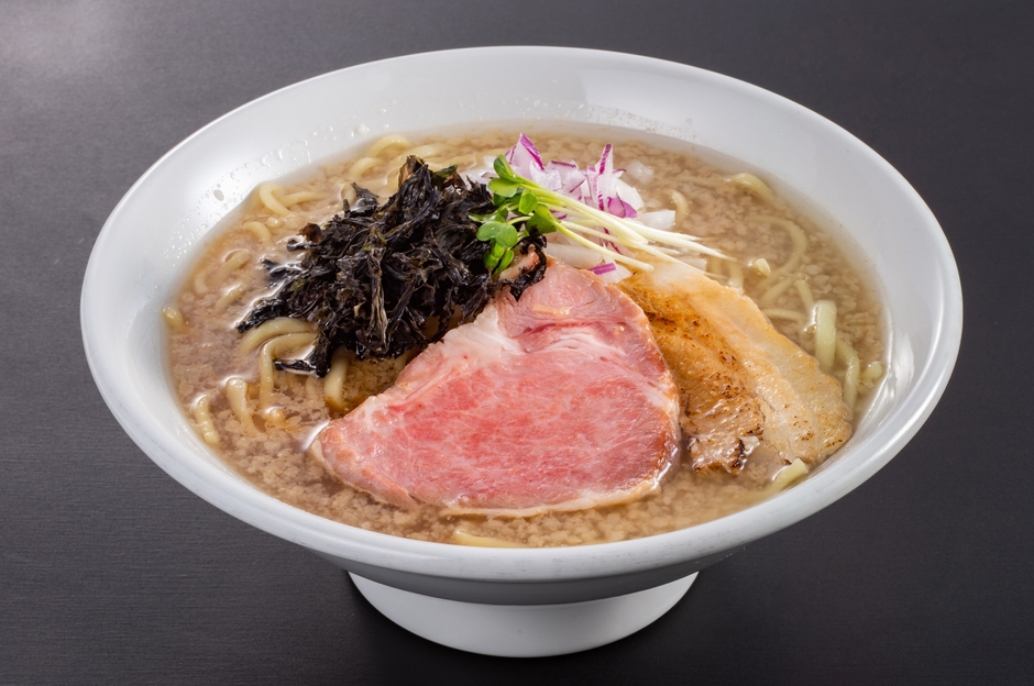 背脂煮干しそば【税込800円】