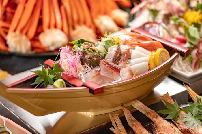 海鮮魚介のお刺身の舟盛り(1組様に1隻)