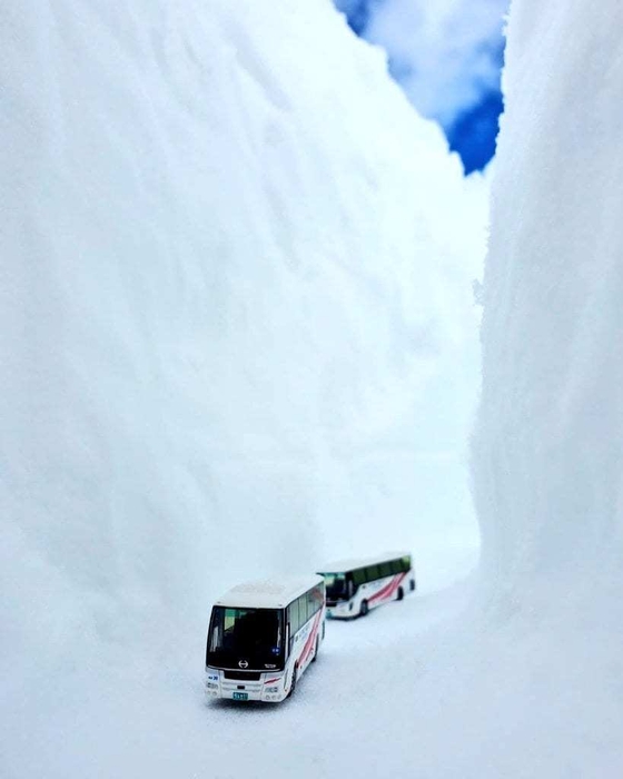 立山高原バスのミニュチュアを使った「ウチの大谷」