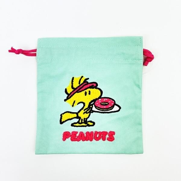 ウッドストックのポーチ