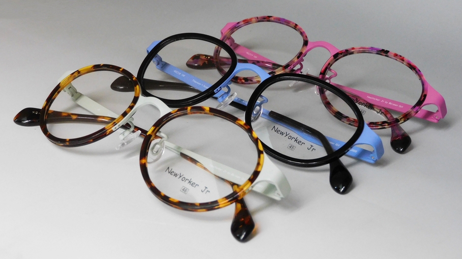 全3モデル 各4色