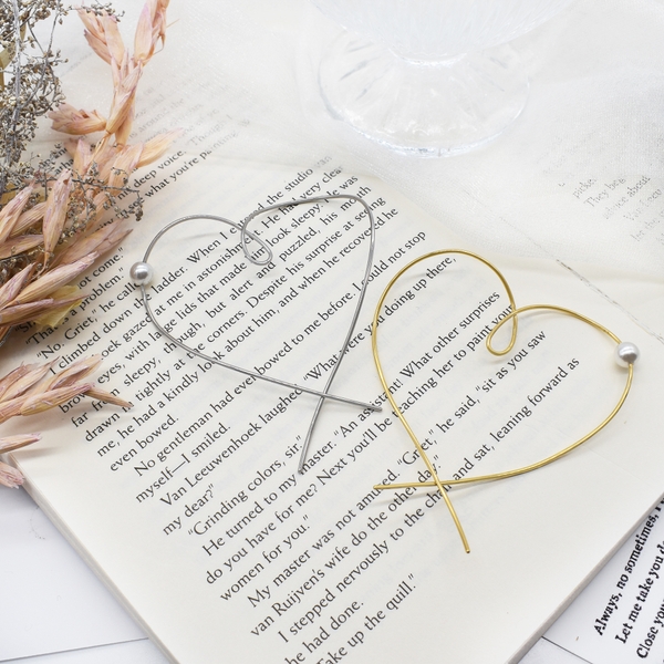 コラボピアス(ステンレス316L ワイヤーハートフープ)