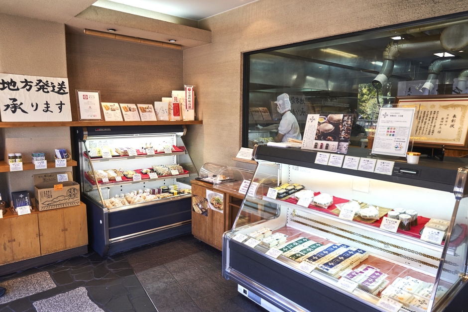 京の地豆腐 久在屋 本店　内観