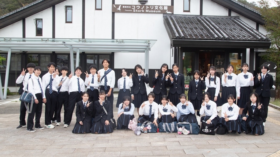 令和6年(2024年)に実施した高校1年生の校外学習の様子