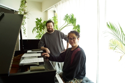 渡辺翔太+Marty Holoubek