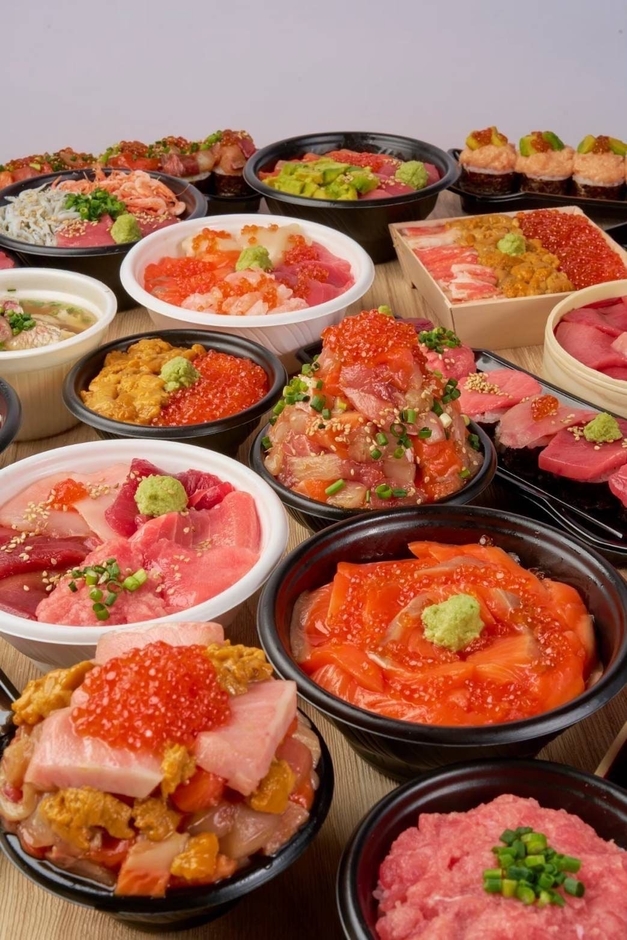 人気の海鮮丼を多数ご用意