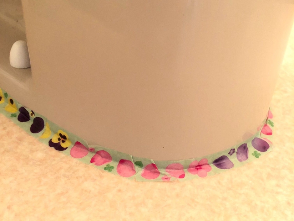 トイレにマスキングテープ