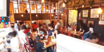 ＜沖縄の子ども達へ＞　地域交流と食育の促進を目指す 「キッズ食堂」の開催場所が「PIZZA BAR KomuGi」から 「島唄ライブおばぁの家 海音」に変更