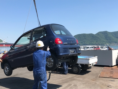 陸揚げ作業の様子②