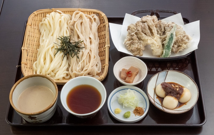 水沢うどん大澤屋 伊香保石段店 合い盛り