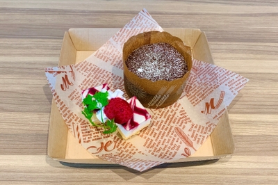 「フォンダンショコラ＆レアチーズケーキ」　550円(税込み)