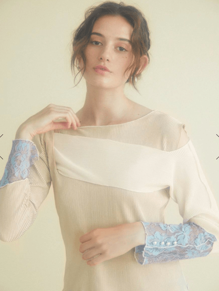 プリーツメロウトップス THE PLEATS MELLOW TOPS ¥ 13,750 (税込) BLACK/BEIGE