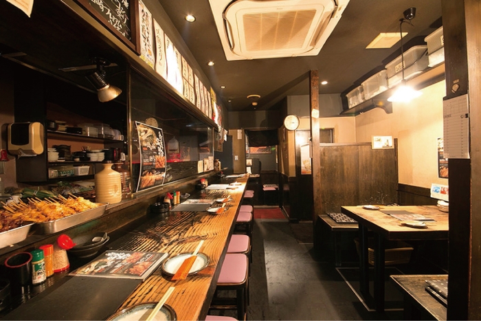北新地鳥屋本店 店内(1)