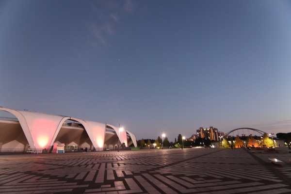 中央広場ライトアップ