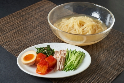 盛岡冷麺 琥珀_980円(税込)