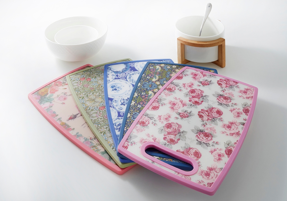 カッティングボード