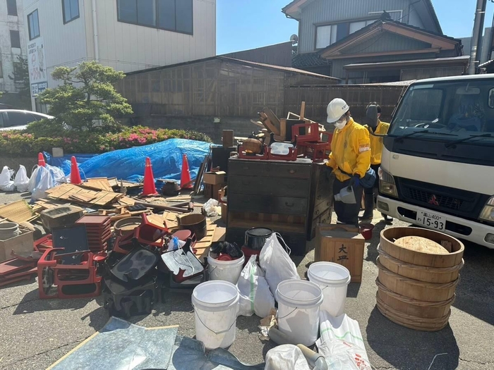 氷見市のごみの仮置き場