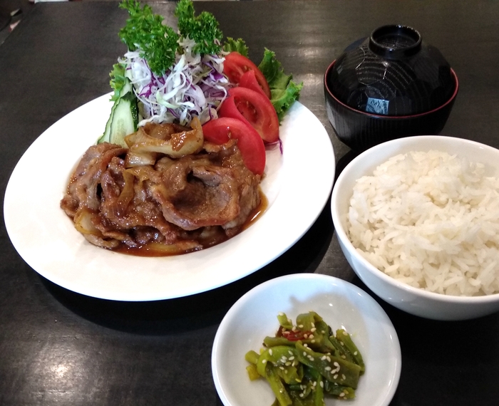 生姜焼き定食