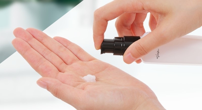 使用目安量:お顔の場合2~3プッシュ