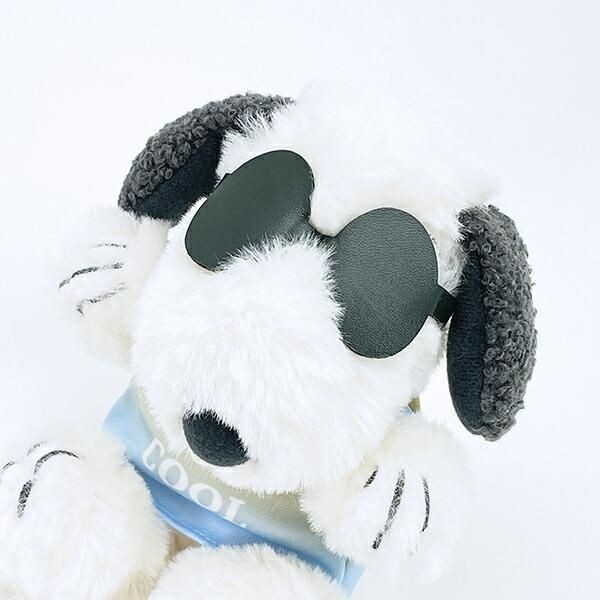 スヌーピーのふわもこなぬいぐるみ