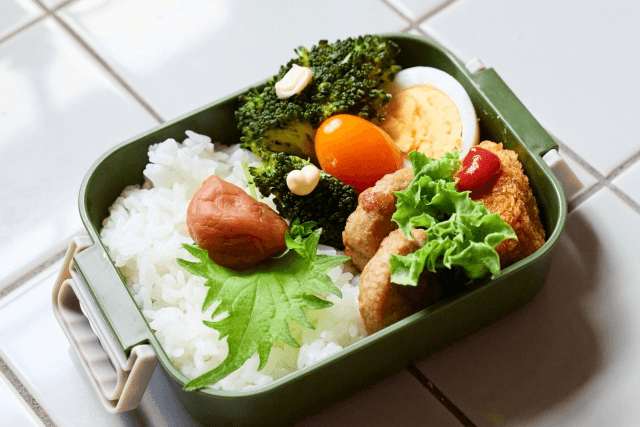 プロの料理人が作る、毎日3食の食事提供