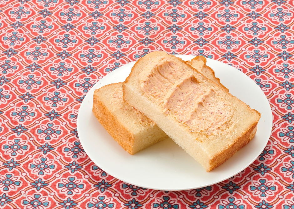 食パンに塗ってこんがり焼くだけ