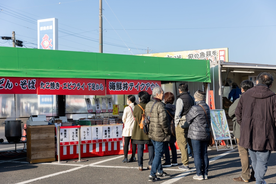 屋台グルメ拡大