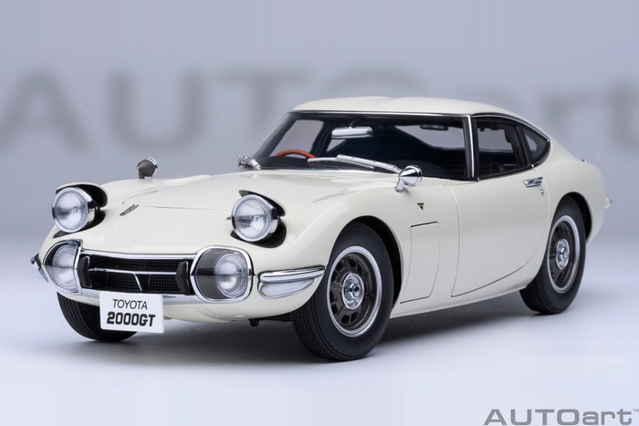 オートアート社製トヨタ 2000GT 1967