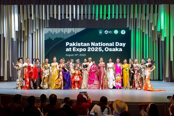 2025.8.14　大阪万博パキスタンナショナルデーにて奏音ドレスファッションショー開催