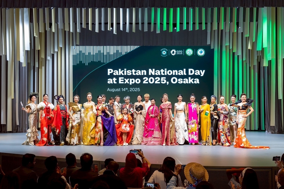 2025.8.14　大阪万博パキスタンナショナルデーにて奏音ドレスファッションショー開催