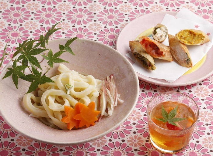 高校生部門準グランプリ:「ゆずうどん~虹色春巻き添え~」