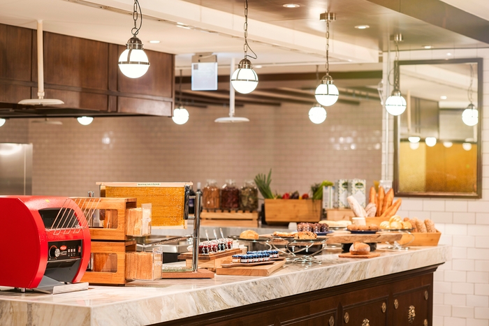 朝食会場「ブリリアント」1