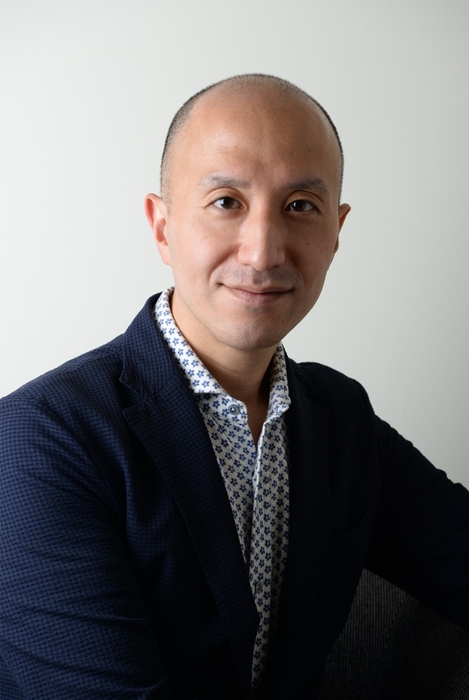 著者：高橋輝行