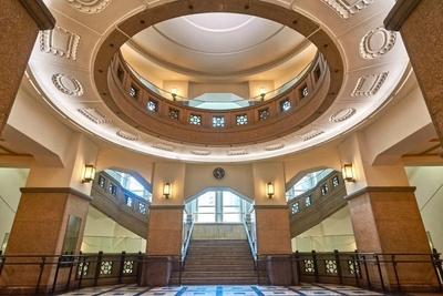 港区立郷土歴史館　中央ホール