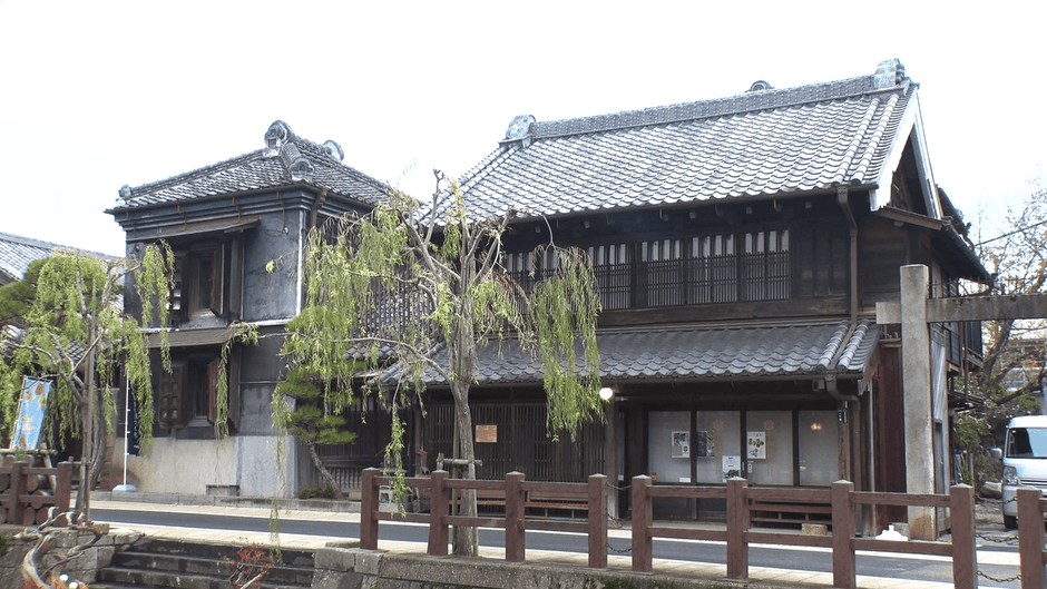 正上醤油店(県指定有形文化財)