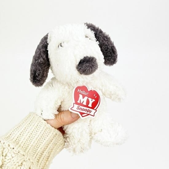 スヌーピーのぬいぐるみ