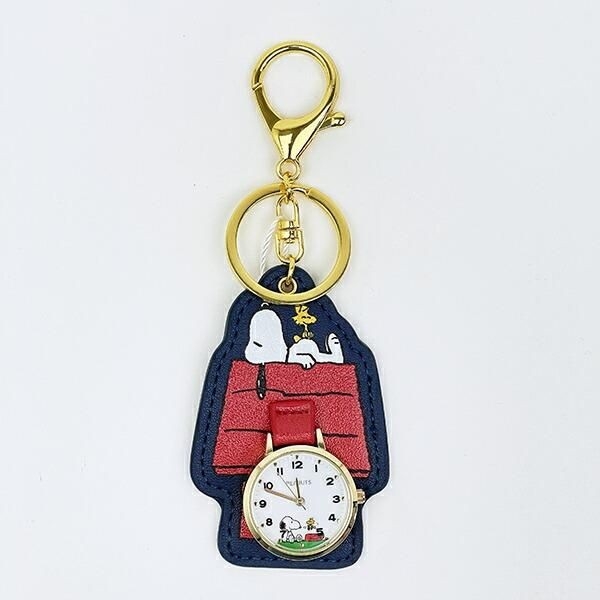 スヌーピーのダイカットウォッチ