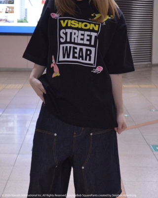 【スポンジ・ボブコラボ】VSW LogoT / VSWロゴグラフィックTシャツ