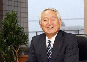 東温市長　加藤 章