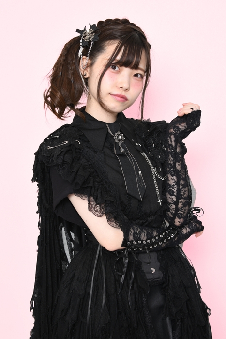 奈波芽生アーティスト写真