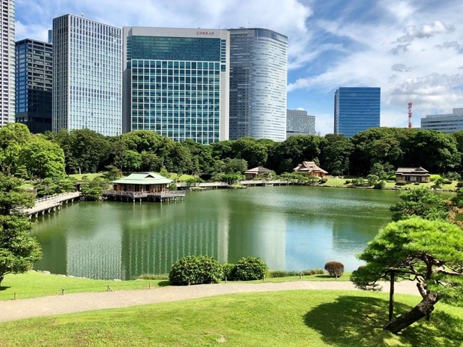 潮入の池と御茶屋群