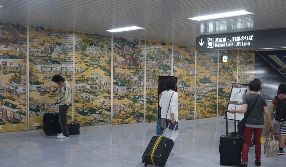 北ウイング側階段1