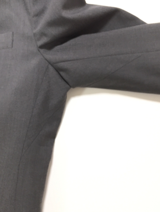 ガゼットクロッチ(ジャケット脇部)